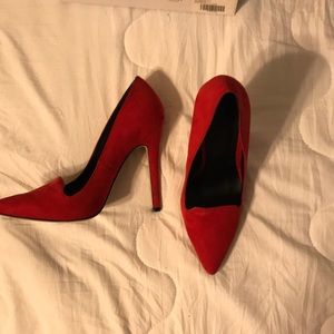 Asos Size 7 Us 5UK red pump